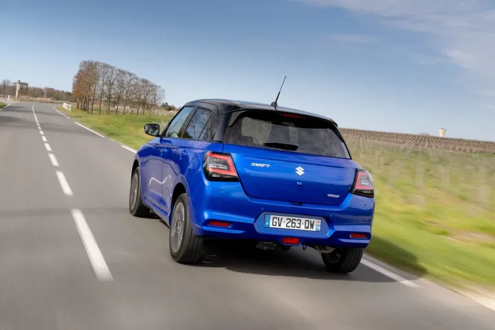suzuki swift hybrid 2024 3
