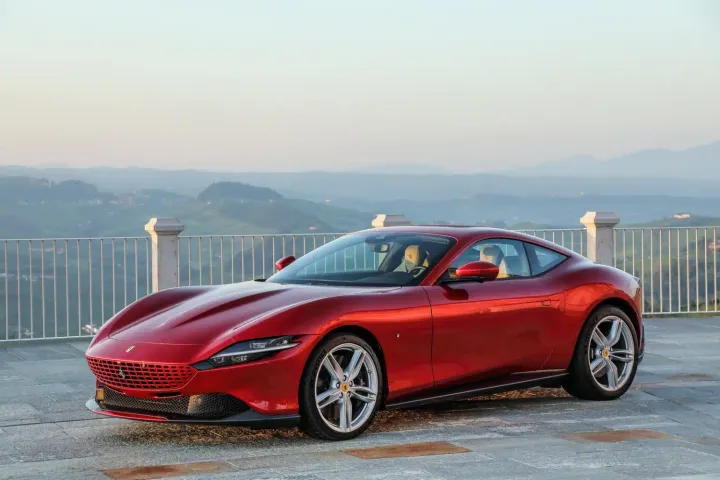 ferrari roma 2020 rossa 18