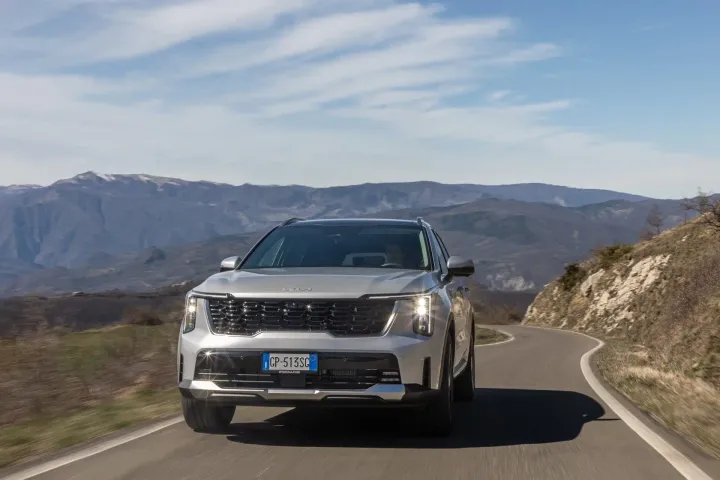 kia sorento 2024 5