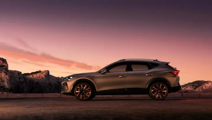 media cupra formentor 04