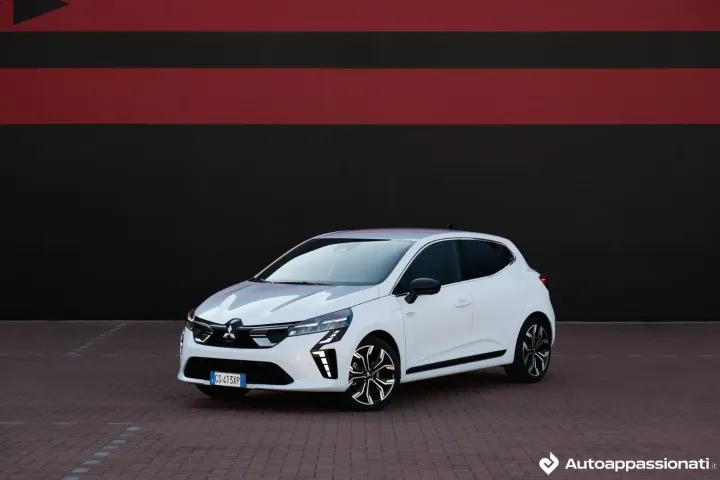 mitsubishi colt hybrid 2024 21