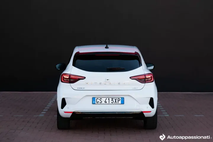 mitsubishi colt hybrid 2024 23