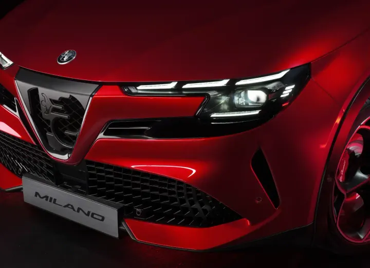 alfa romeo milano 