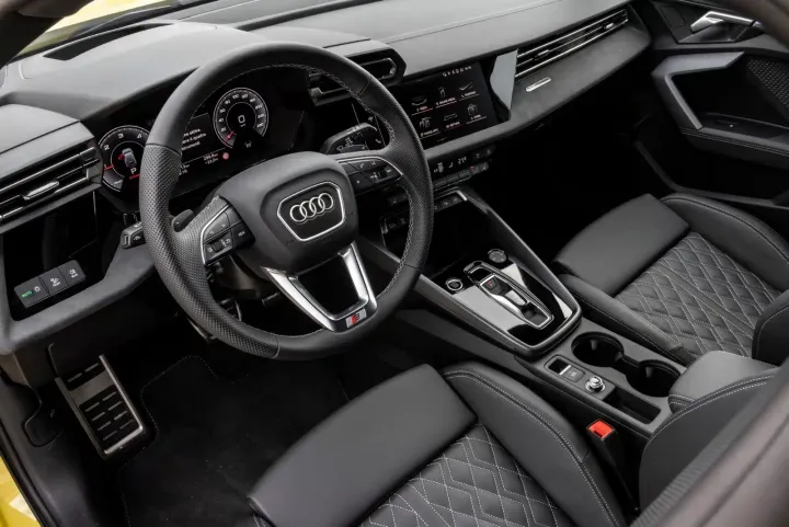 interni audi a3 allstreet