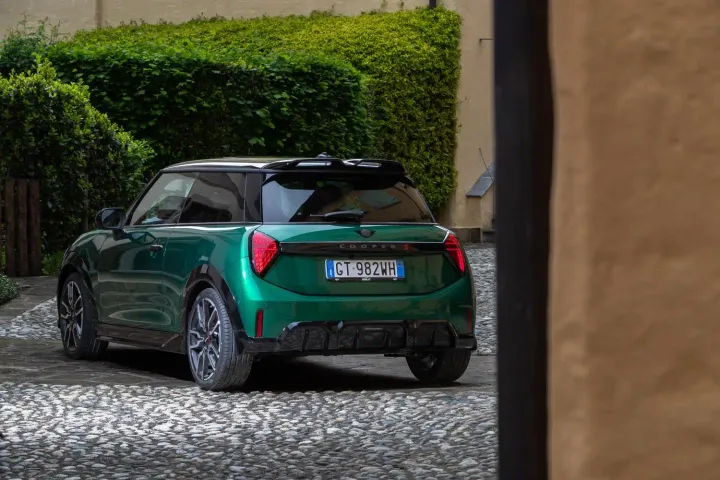 Mini Cooper 2024