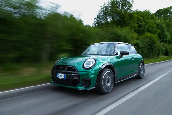 Mini Cooper 2024