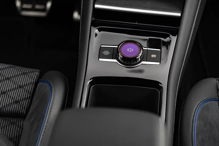 volkswagen tiguan 2024 interni 4
