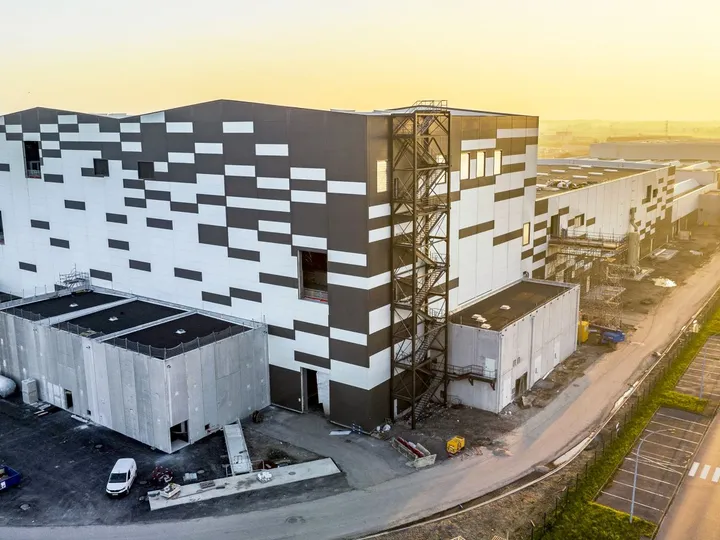 cover r4x3w1200 65ca04d193417 6542 hr