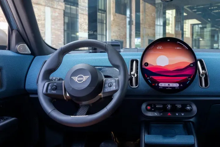 mini countryman e 2024 interni dettaglio