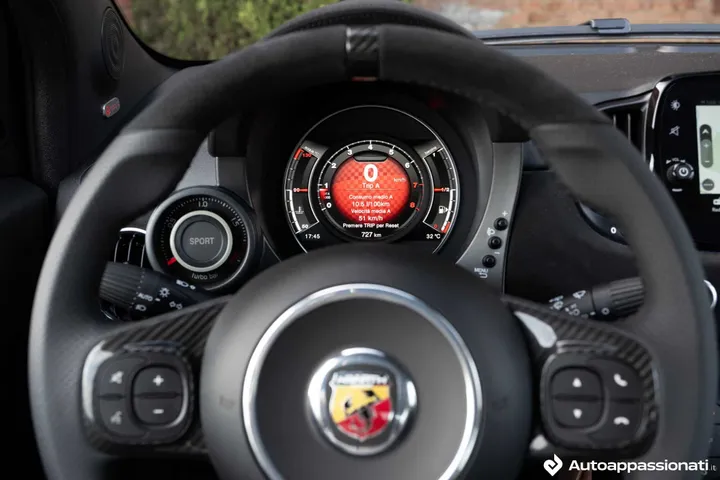 abarth 695 75 anniversario 12