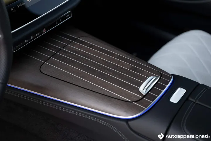 mercedes classe e 2024 07
