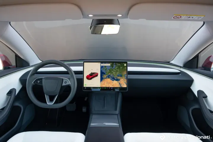 tesla model 3 long range 02