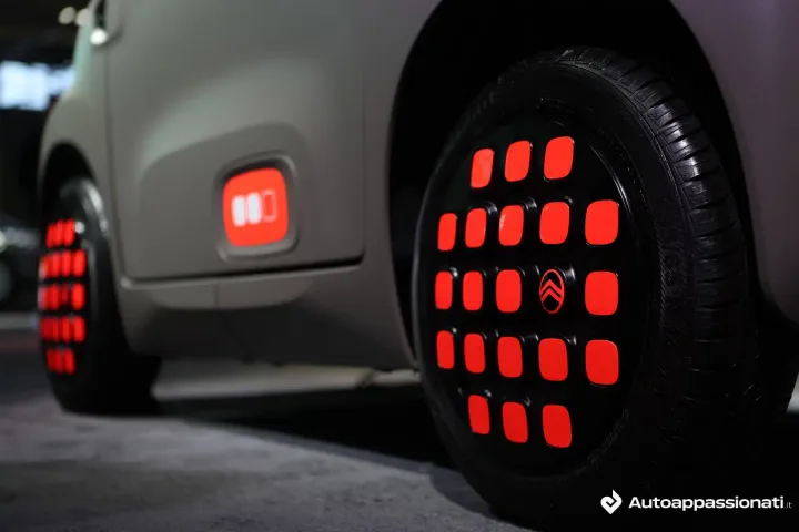 Citroen AMI 2025