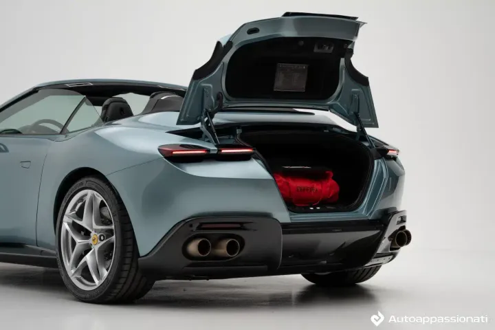 ferrari roma spider 10