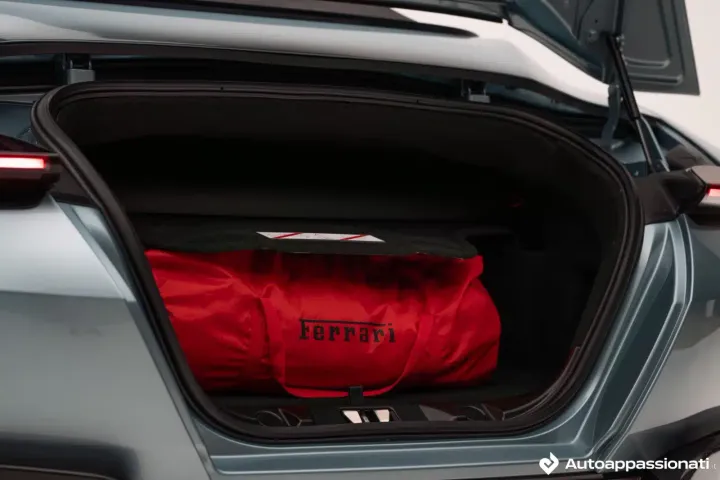 ferrari roma spider 11