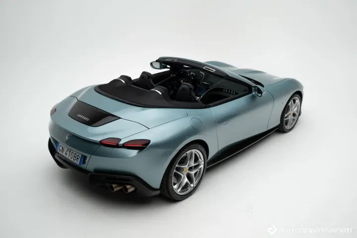 ferrari roma spider 17