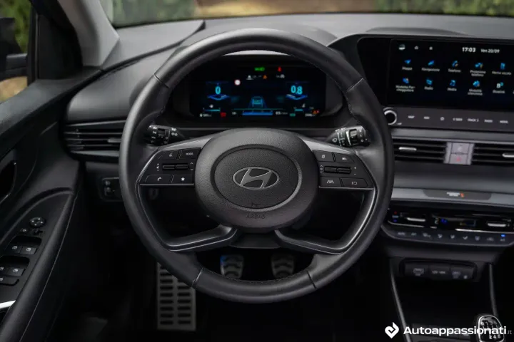 hyundai bayon 2024 10