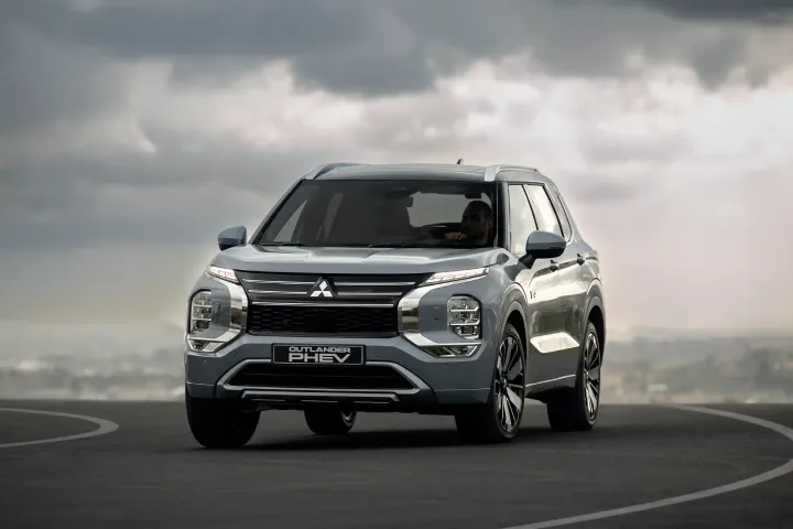 Nuovo Mitsubishi Outlander PHEV