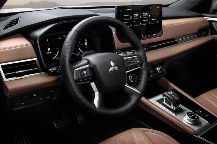Nuovo Mitsubishi Outlander PHEV