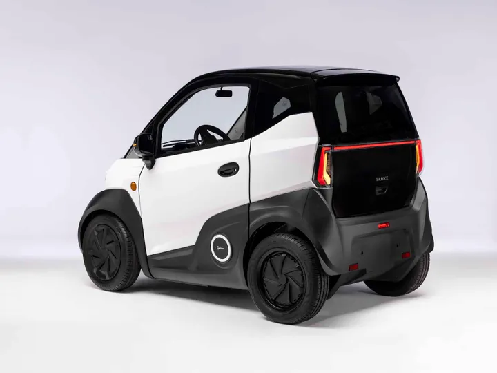 silence s04 posteriore studio