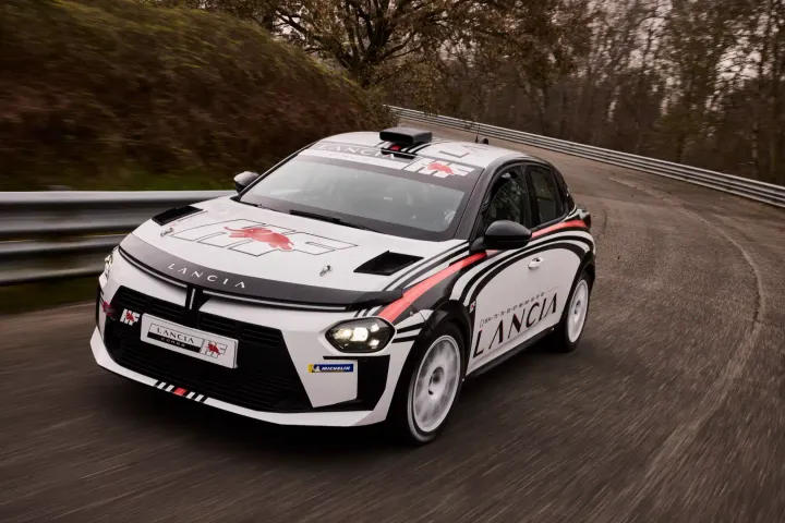 Lancia Yspilon Rally 4 HF