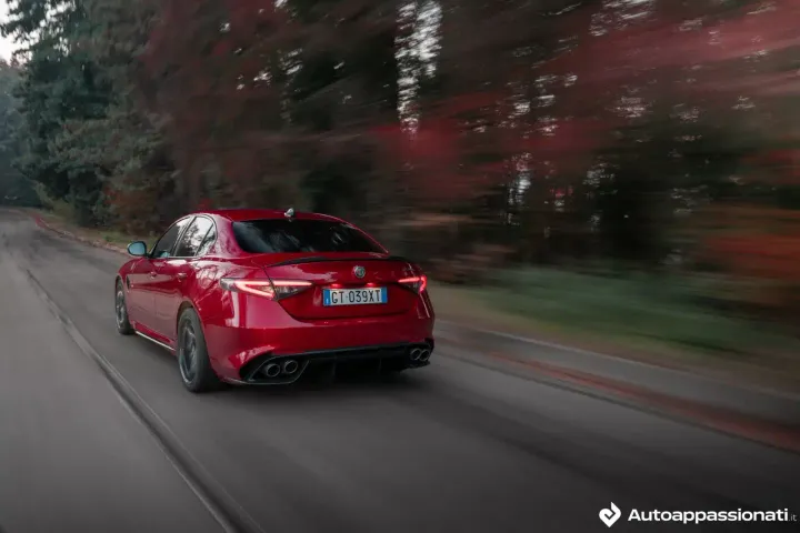 alfa romeo giulia quadrifoglio supersport 04