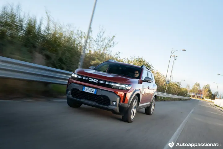 dacia duster hybrid journey 20