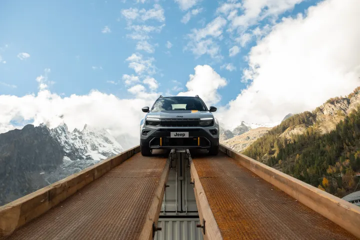 jeepavenger4xethenorthfaceedition