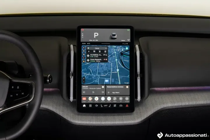 volvo center screen