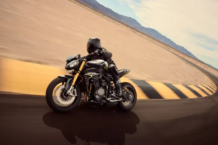 Speed Triple Triumph 1200