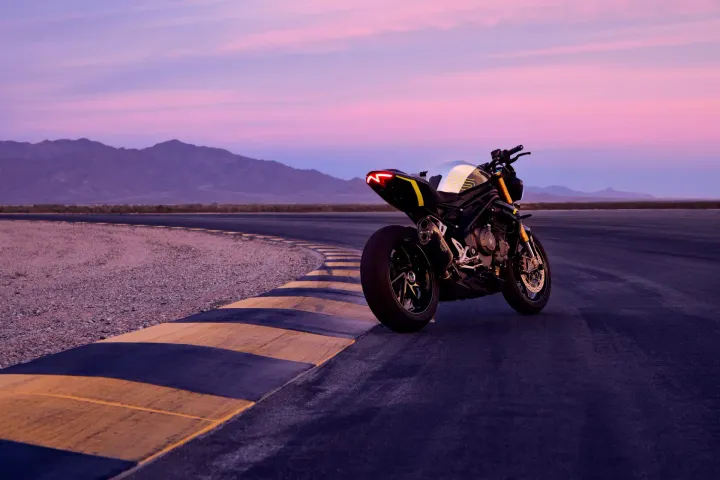 Speed Triple Triumph RS