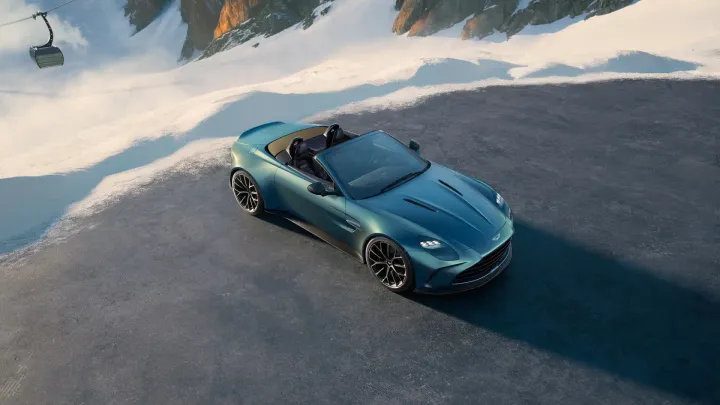 Aston Martin Vantage Roadster 2025 frontale