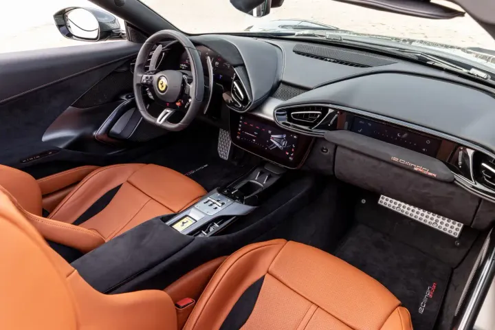 interni ferrari 12cilindri spider