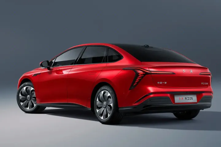 hongqi Tiangong 05