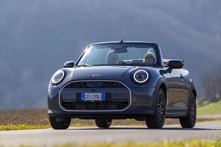 mini cooper cabrio s 2025 2