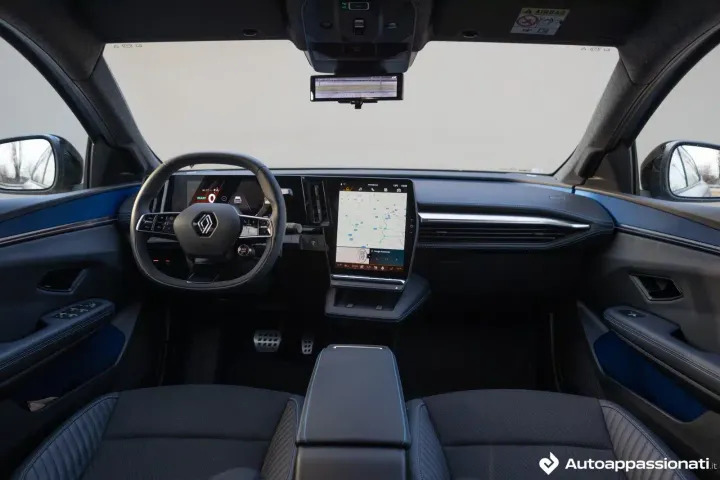 interni renault scenic e-tech 2025