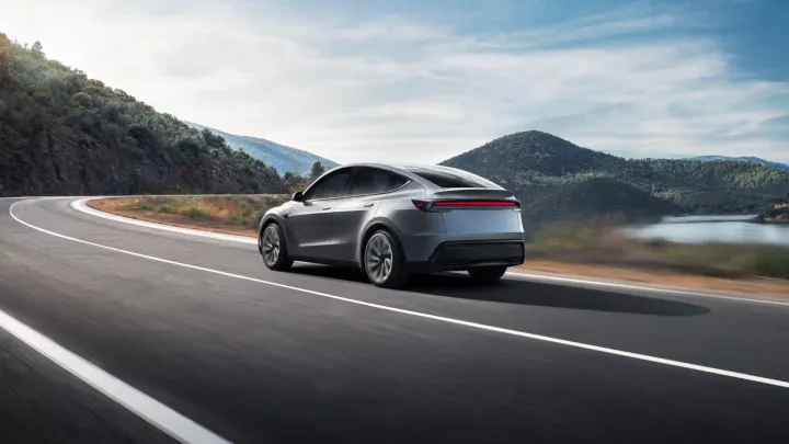 Tesla - New Model Y
