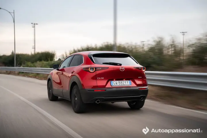 mazda cx-30 accelerazione 