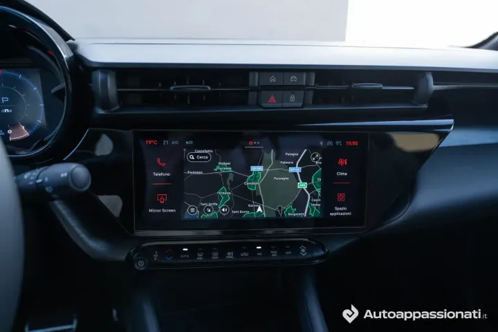 Alfa Romeo Junior infotainment