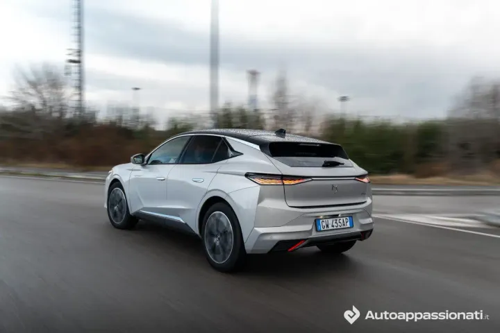 dinamica ds 4 hybrid