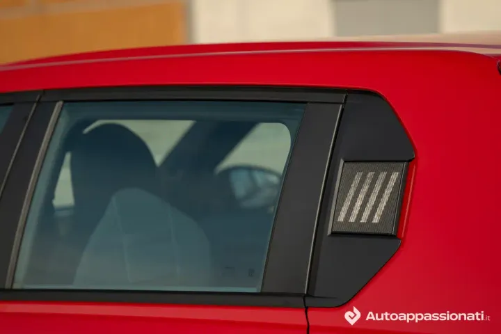 fiat grande panda elettrica 12