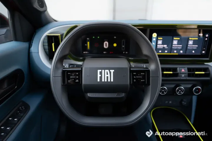 fiat grande panda elettrica 19