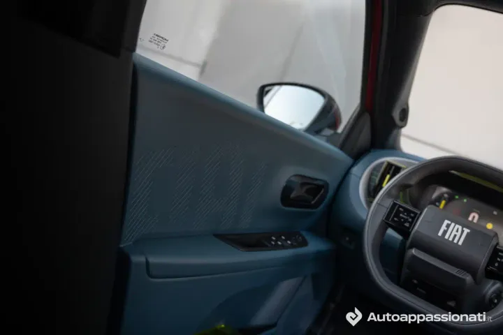 fiat grande panda elettrica 22