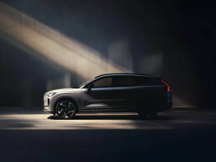 New_Volvo_XC70