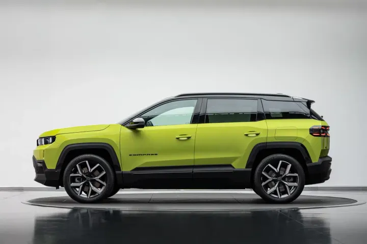 lunghezza jeep compass 2025