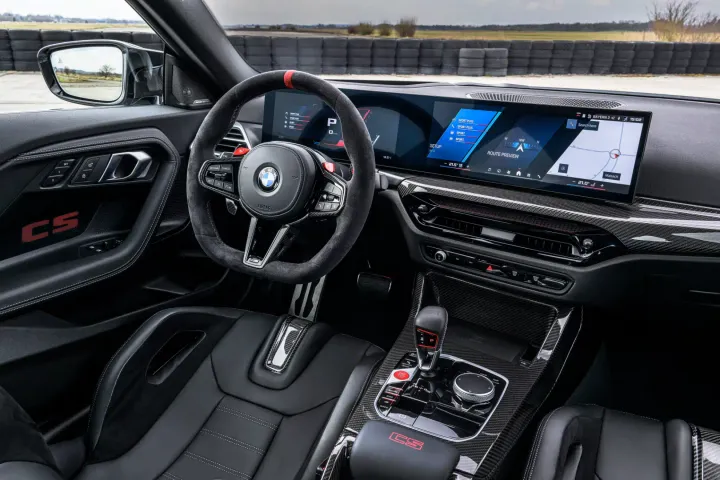 BMW M2 CS interni