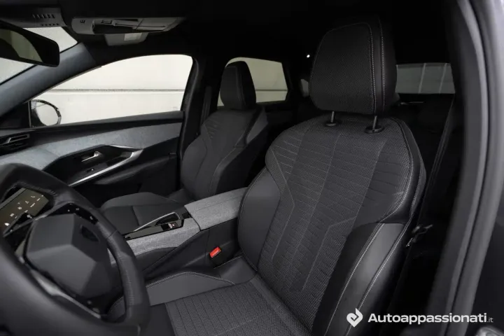 peugeot 3008 hybrid 18