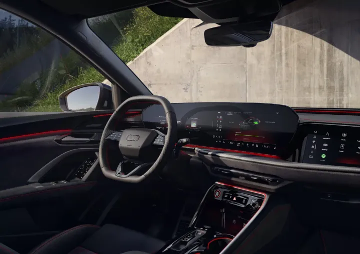 Audi Q5 e-hybrid interni