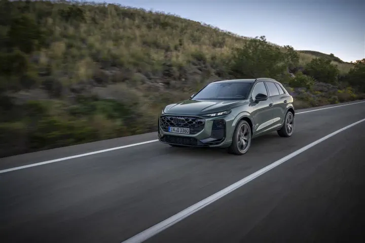 Nuova Audi Q3 2025