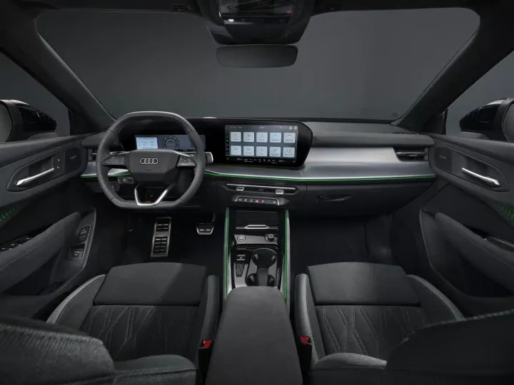 Nuova Audi Q3 2025 interni